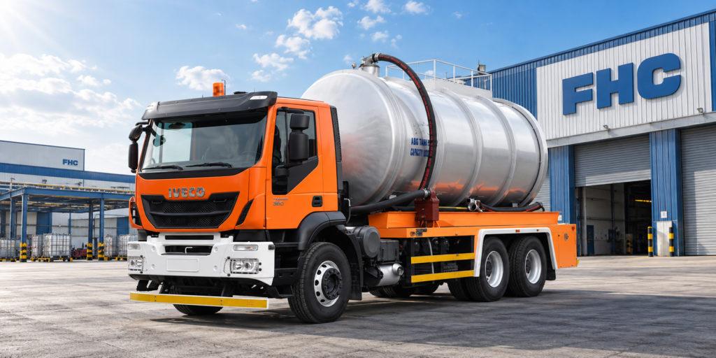 FHC Vacuum Oil Tank Truck product image