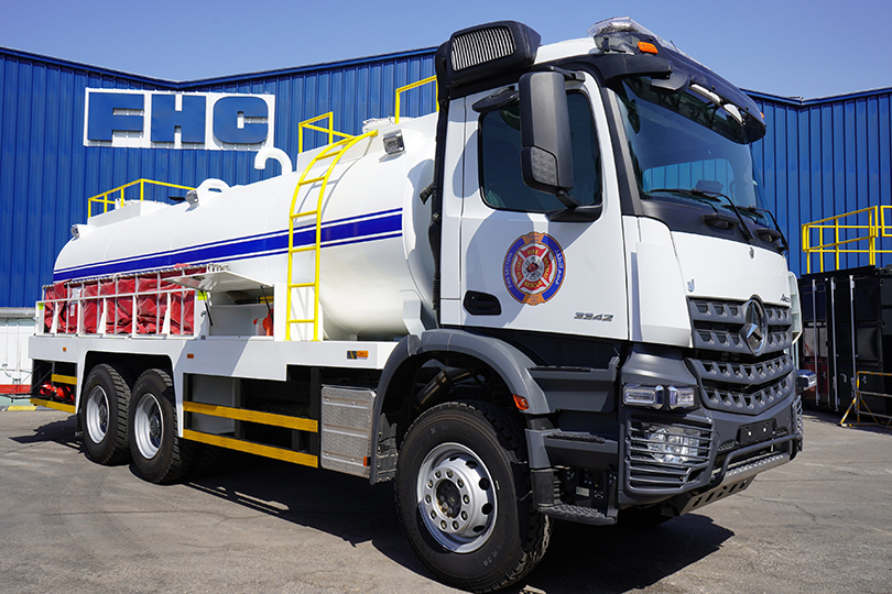 FHC Fire Water Tanker with Foldable Tank - view 2 product image